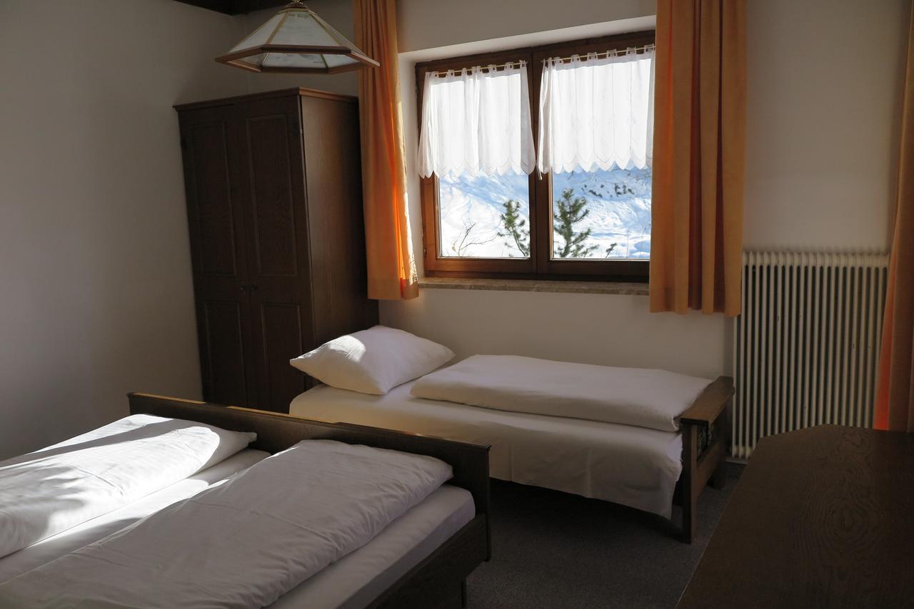 Apartamento Haus Enzian Sankt Johann im Pongau Habitación foto